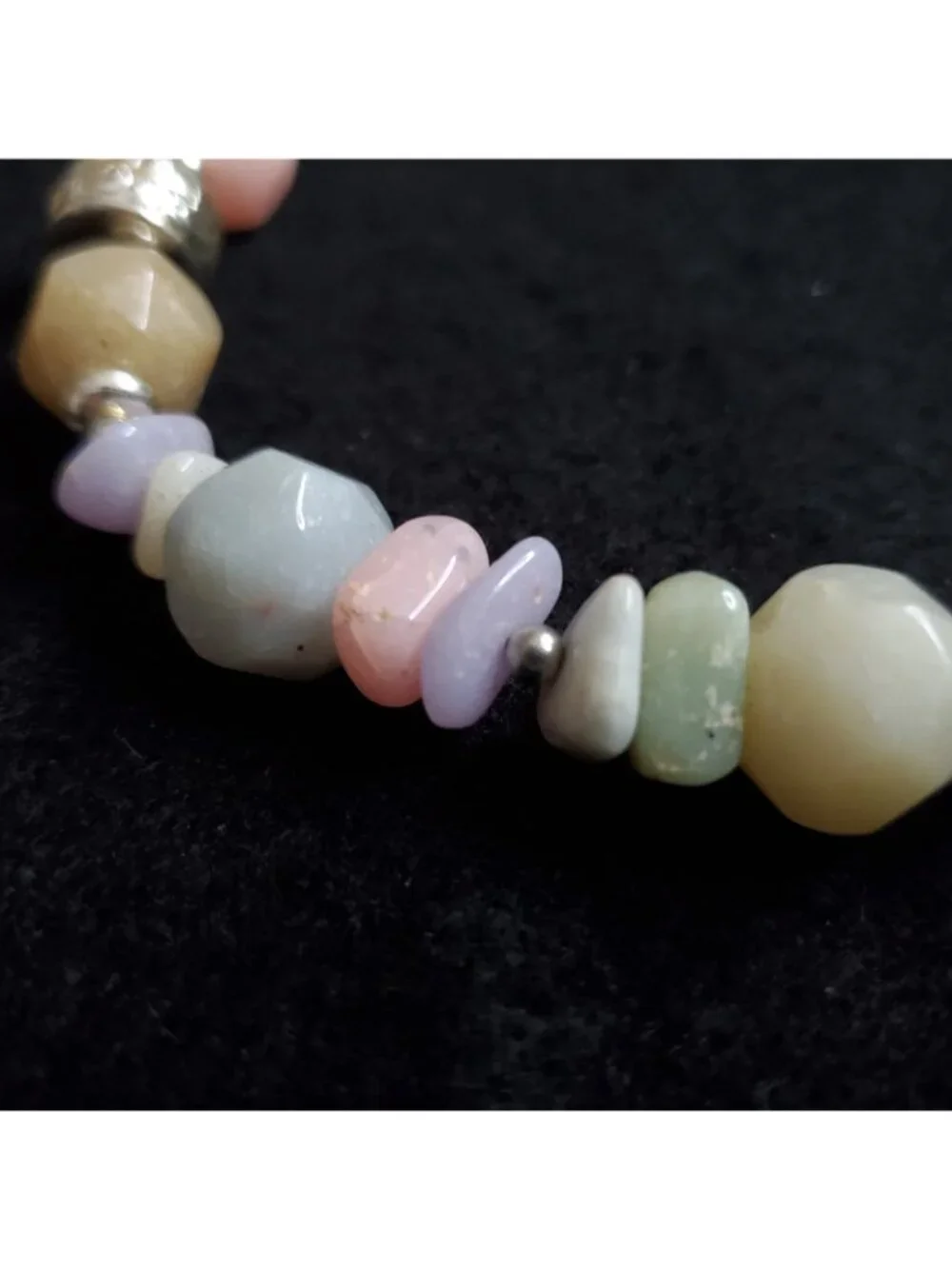 Vintage Beaded Necklace Pastel Cream Silver Tone Acrylic 23